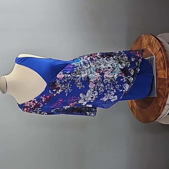 Bebe Beautiful Mini Dress With Sheer  Print Design | Size M - Picture 1 of 6